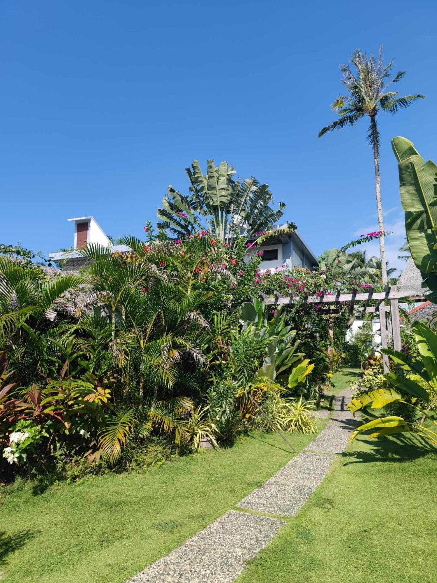Daluyong Beach Resort General Luna  Esterno foto